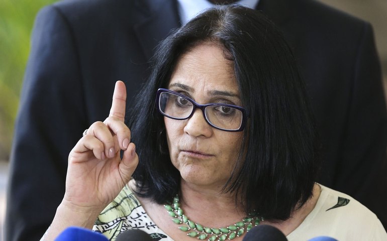 CPMI avança sobre grandes igrejas e pastores em apuração de fraudes no INSS, afirma Damares