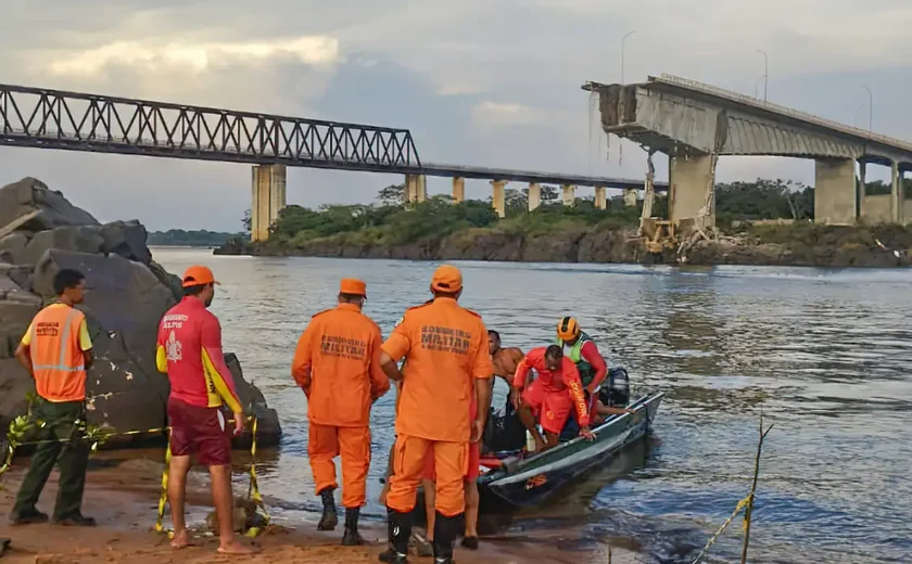 Número de mortos após queda de ponte no TO chega a 10; buscas por mergulho foram retomadas