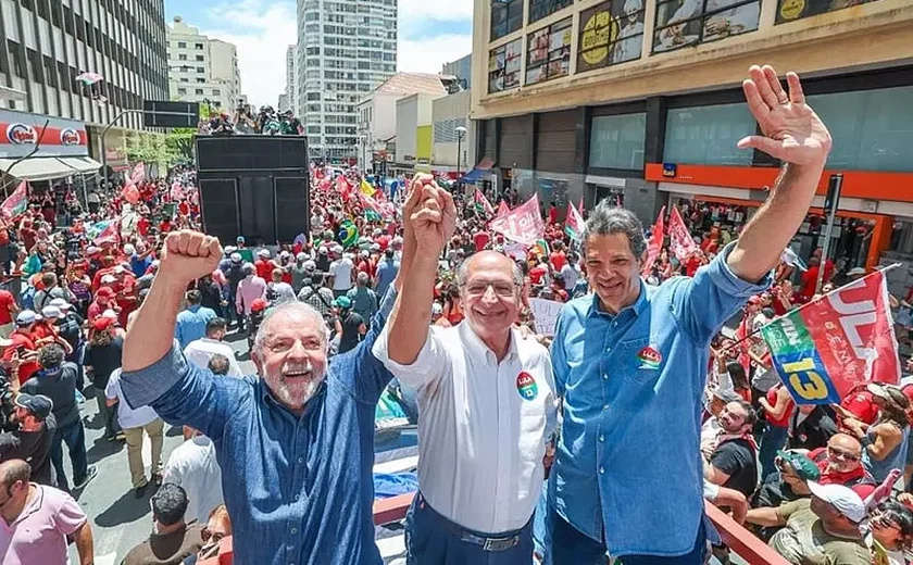 Lula tem aprovação de 51,5% em São Paulo, diz Paraná Pesquisas