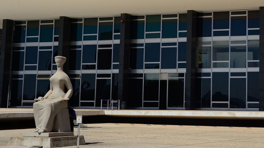 Segunda Turma do STF forma maioria para afastar diretor-geral da PF