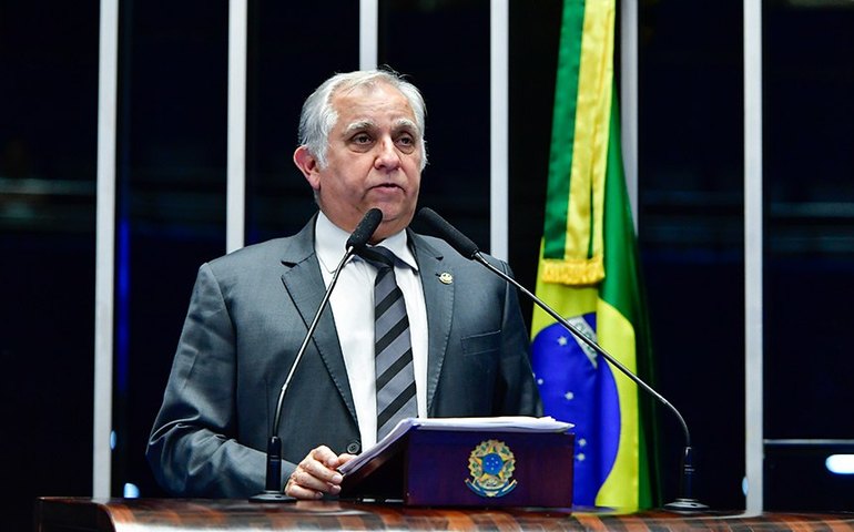 Izalci destaca importância da CPMI para esclarecer a verdade sobre 8 de janeiro