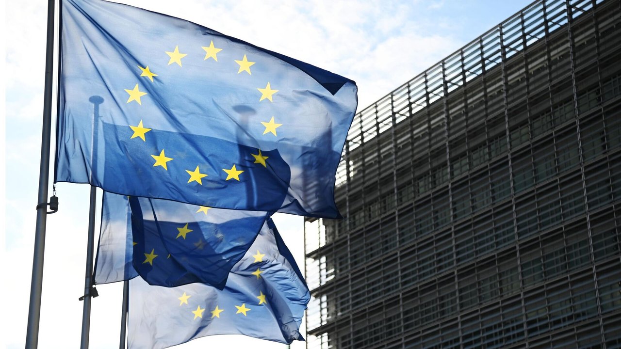 Europa enfrenta 3 grandes obstáculos para criar seu próprio 'escudo nuclear', afirma especialista