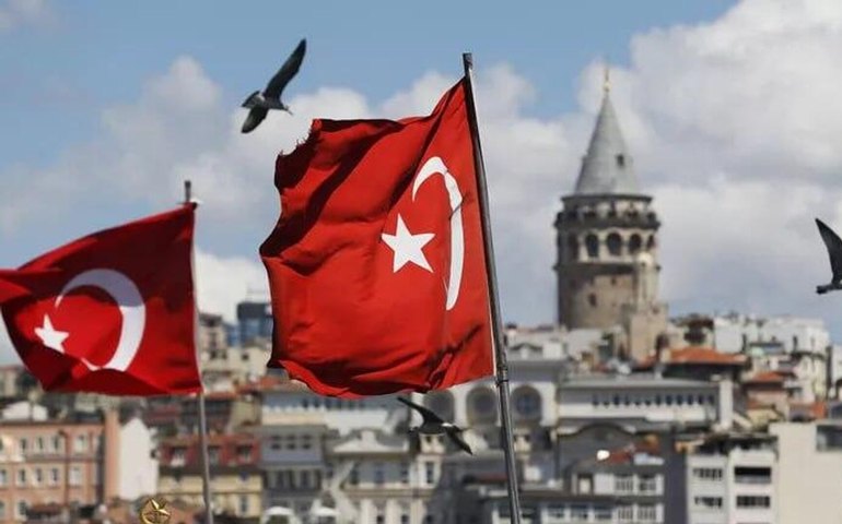 Ocidente tenta colocar Turquia e Rússia em confronto na Ucrânia, aponta especialista