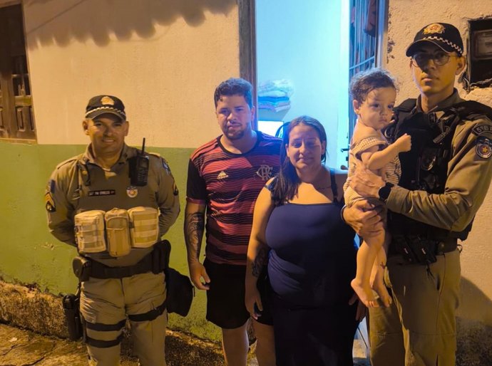 Guarnição da Polícia Militar presta socorro e salva bebê vítima de engasgo em Maceió