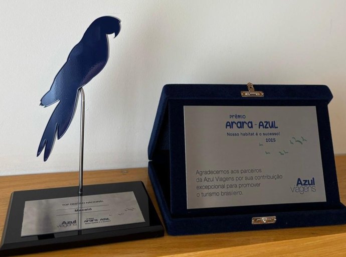 Maceió é premiada mais uma vez como Top Destino da Azul Viagens durante a WTM em São Paulo