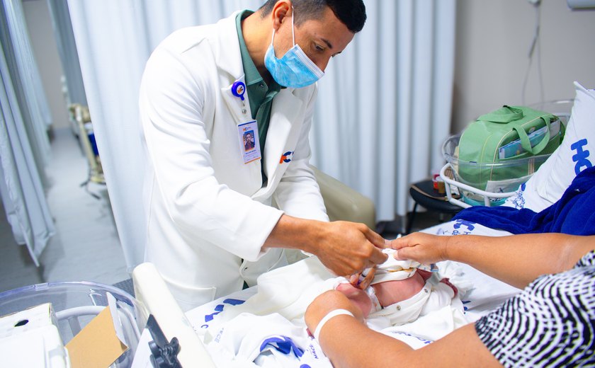 Hospital da Cidade se torna referência em imunização ao proteger bebês nas primeiras horas de vida