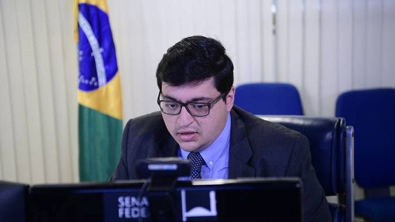 Mudança da meta fiscal de 2026 é quase certa com queda do decreto do IOF, diz Felipe Salto