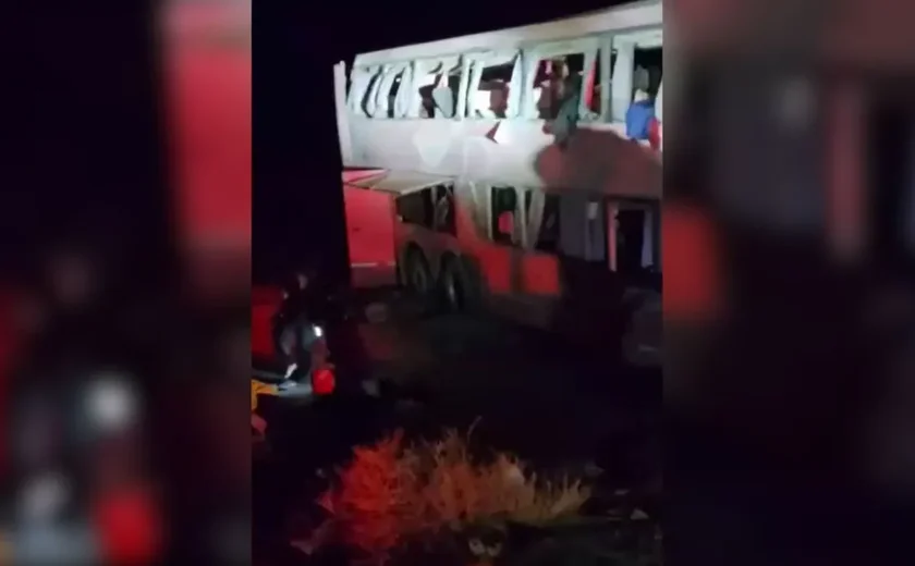 Acidente de ônibus com turistas brasileiros no Chile deixa dois mortos