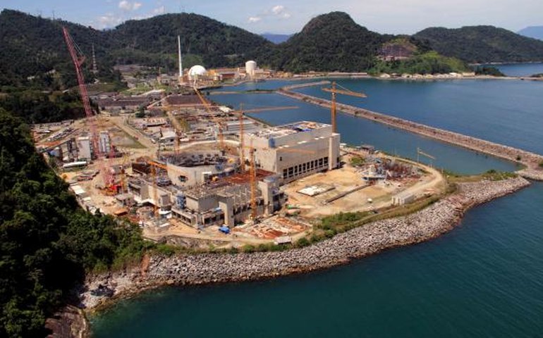 Brasil vive consolidação da energia nuclear, diz Bento Albuquerque