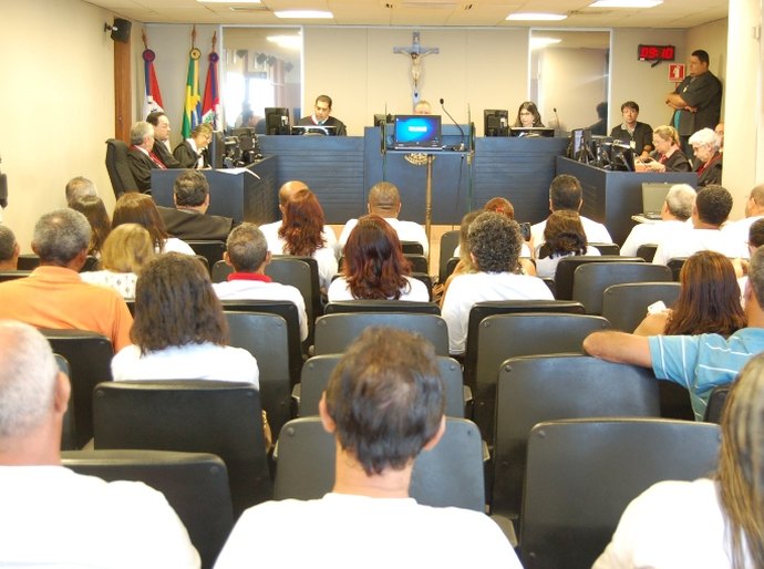 Lifal: MPT espera fim do julgamento de dispensa em massa de empregados