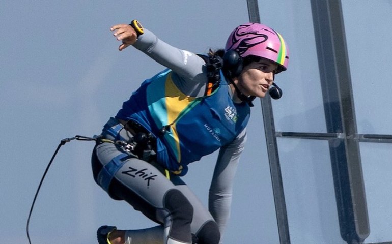 'São dias bem místicos aqui na Baía de Guanabara. Dá um friozinho na barriga', diz Martine Grael, capitã do barco brasileiro na Sail GP