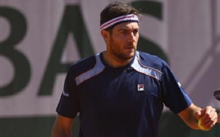 Marcelo Demoliner avança à semifinal de duplas em Gstaad; Monteiro se despede em Bastad