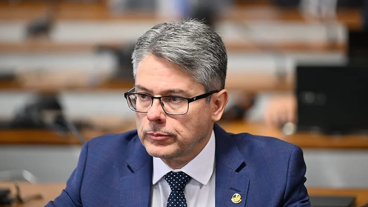 Com governo sob pressão, CPI do Crime Organizado se reúne para definir presidente e relator