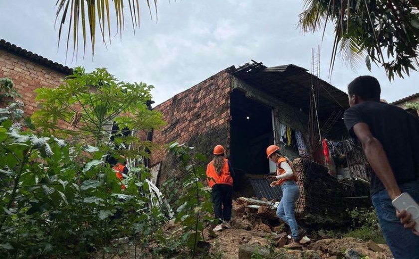 Maceió monta força-tarefa para minimizar impactos das fortes chuvas