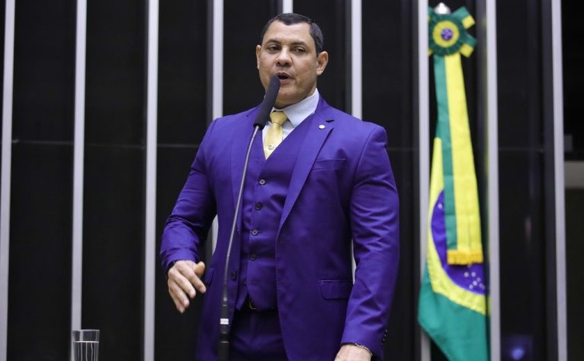Deputado pede convocação de Lewandowski para explicar novas regras de abordagens policiais