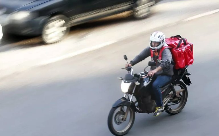 ‘Exclusividade de apps prejudica o mercado’