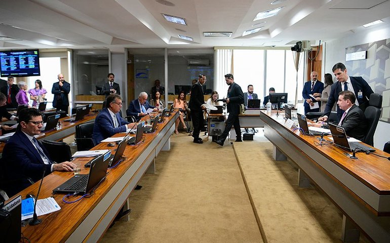 CAE aprova novo cálculo do valor por aluno para merenda escolar