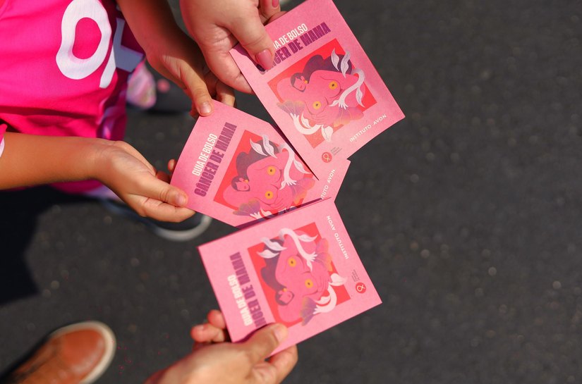 Campanha Outubro Rosa conscientiza sobre prevenção do câncer de mama
