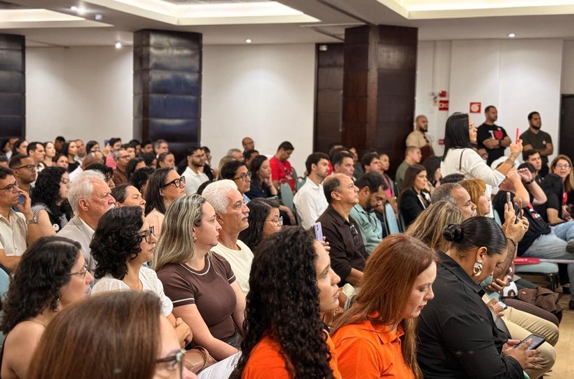 Famílias recebem certificados do Minha Casa é Massa e ficam mais perto de realizar sonho da casa própria em Maceió