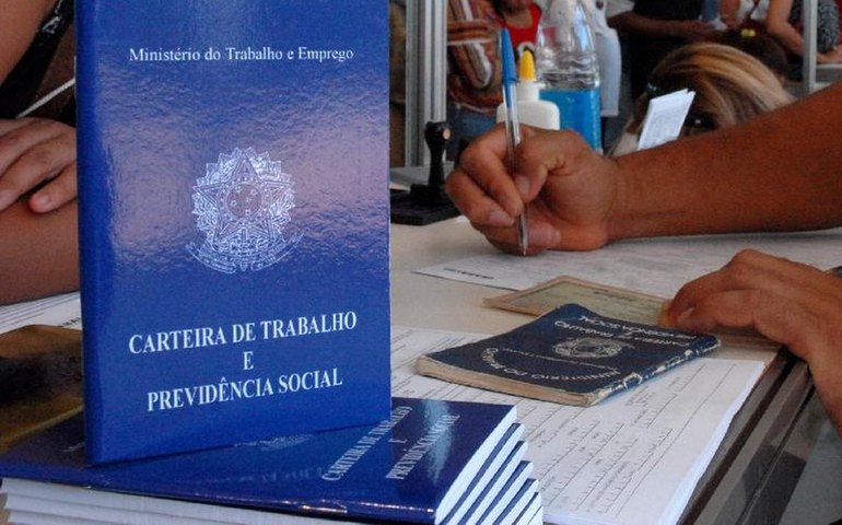 Desemprego no 1º trimestre é de 7%, o menor para o período