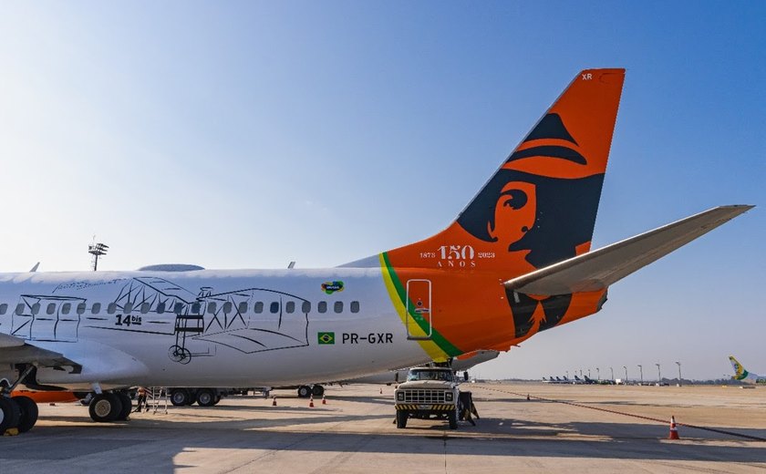 GOL lança aeronave especial em homenagem aos 150 anos de Santos Dumont