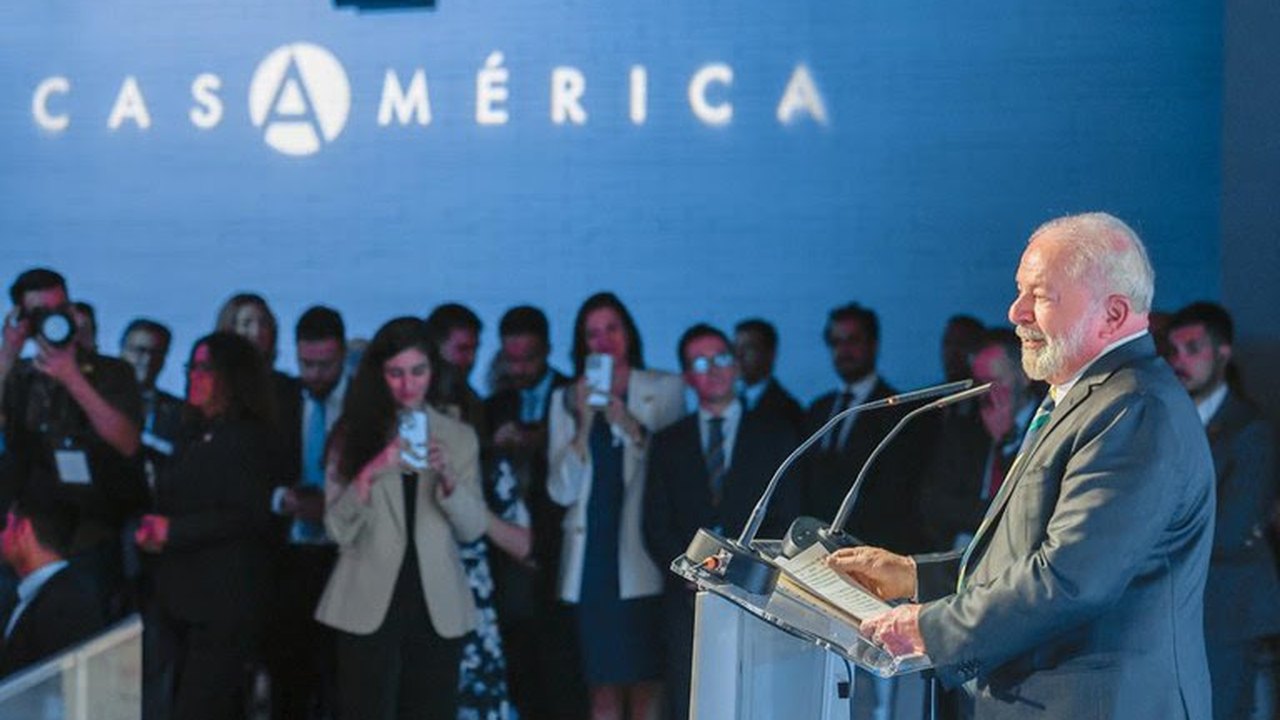 Na Espanha, Lula diz que espera concluir acordo entre Mercosul e União Europeia