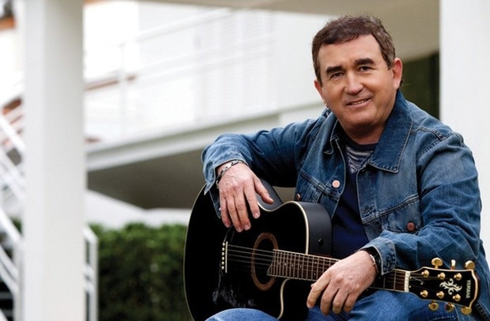 AMADO BATISTA