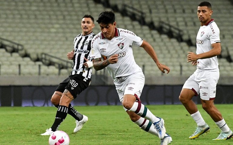 Fluminense vence, afunda o Ceará e vê Cano atingir marca histórica no século