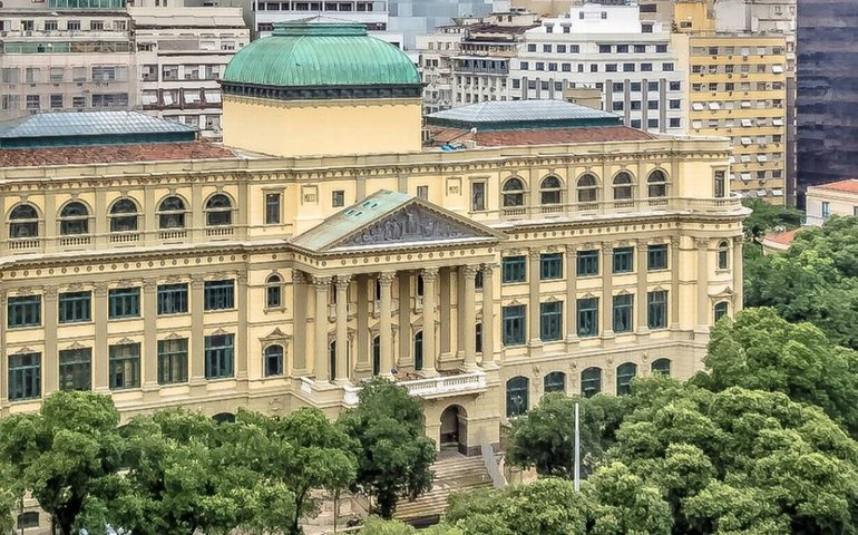 Onze dias após invasão hacker, site da Biblioteca Nacional segue fora do ar