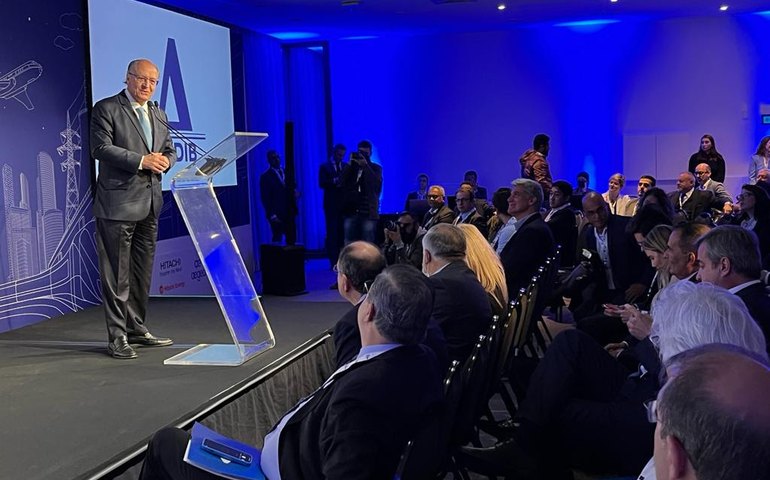 Iniciativa privada estará em grandes projetos de infraestrutura, diz Alckmin