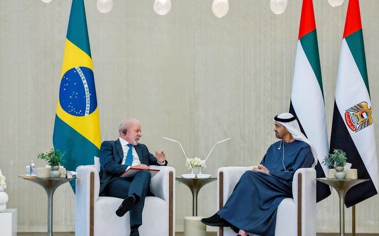 Lula se reuniu com presidente dos Emirados Árabes Unidos