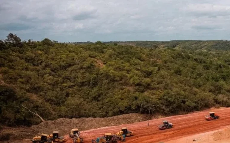 Duplicação da AL-101 Norte terá entrega parcial até 2026, confirma governador Paulo Dantas