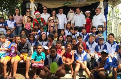 Assistência Social de Olho D'Água Grande leva a magia do Natal para crianças do SCFV