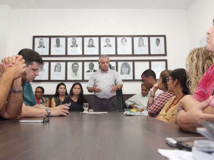 Brito assume Trabalho e anuncia ações de combate ao desemprego