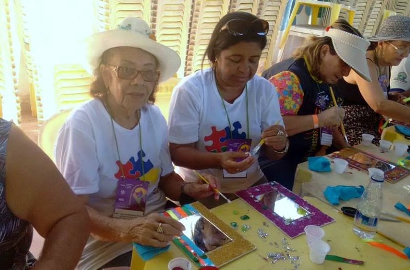 Crianças e idosos atendidos pela Semas têm dia de lazer