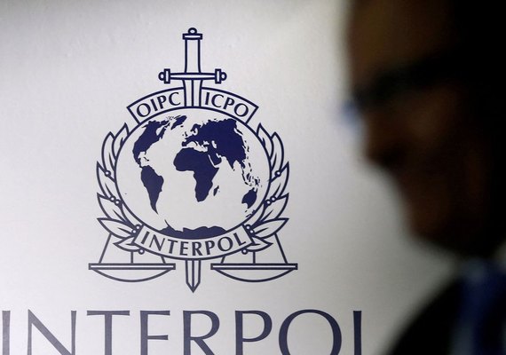 PF pede inclusão de Zambelli na lista de procurados pela Interpol