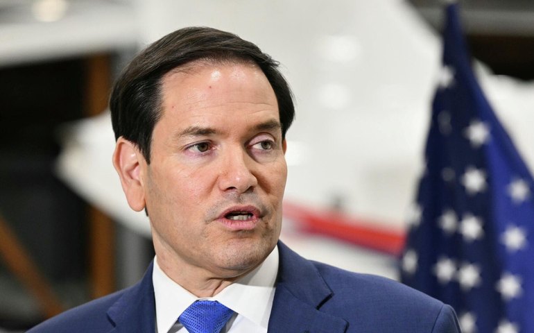 EUA buscam acordo rápido para plano de paz na Ucrânia, afirma secretário de Estado