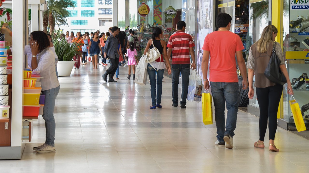 Vendas devem crescer 7,6% no Dia das Mães, projeta Abrasce