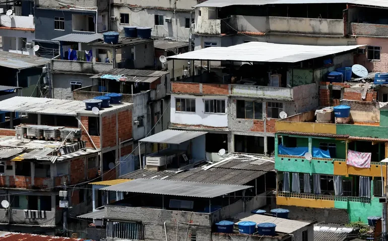 Lideranças de favelas discutem propostas para apresentar ao G20