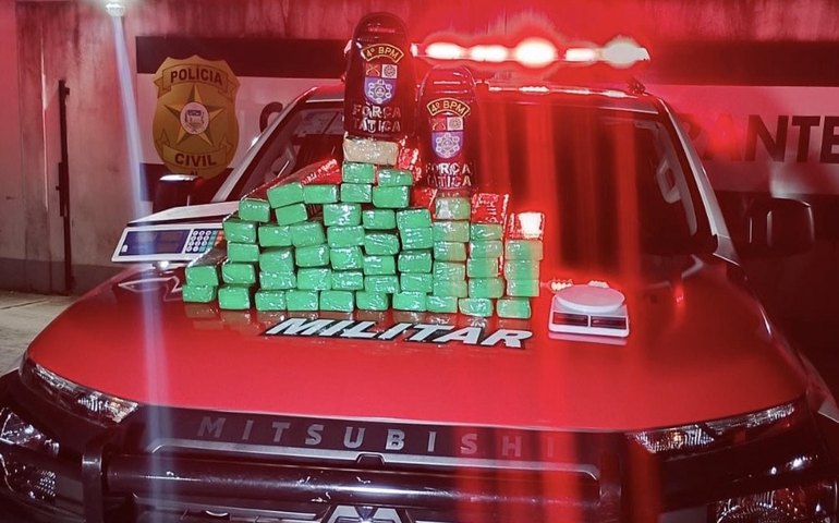 PM apreende 23 armas de fogo e quase 50 kg de drogas na última semana em Alagoas