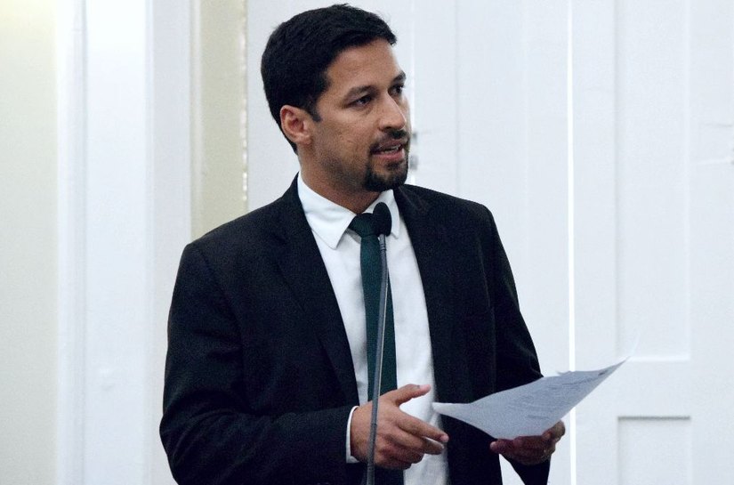 Projeto de criação do Diário Oficial Eletrônico da ALE é debatido em plenário