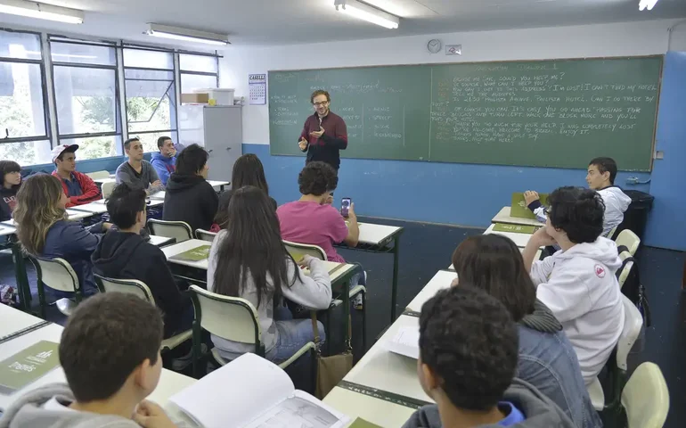 Professores terão desconto de 15% em diárias de hotéis em todo o Brasil; veja como funciona