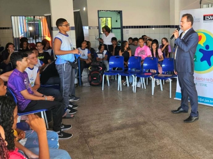 TJAL promove palestra sobre bullying em escola municipal no Trapiche