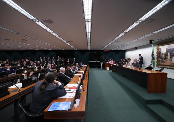 CCJ da Câmara estende aos municípios regra que aumenta prazo para pagar dívidas com a União Administrativa