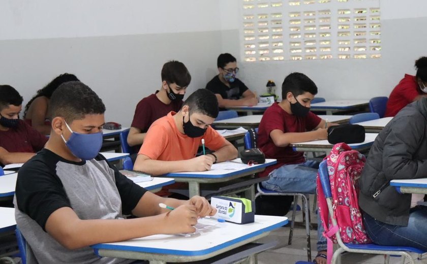 Estudantes de Santana do Mundaú participam da 1ª fase da Olimpíada Brasileira de Matemática