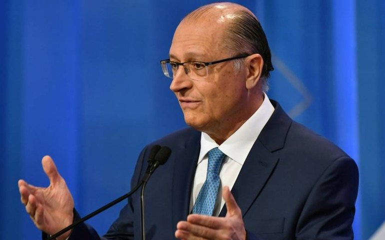 Alckmin anuncia parlamentares que comporão grupos técnicos da transição
