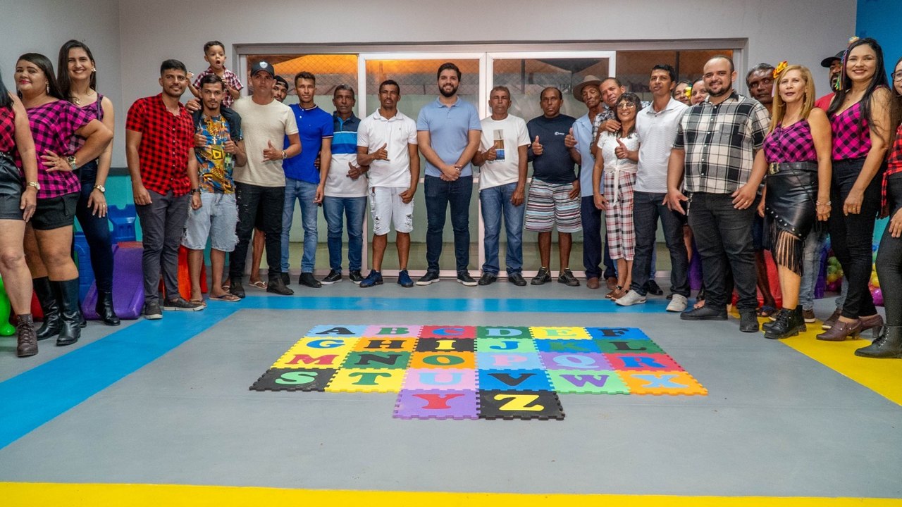 Prefeito Lucas Santos inaugura creche e assina ordem de serviço para pavimentação no Povoado Lagoinha, em Traipu