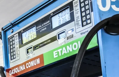 Conselho eleva de 30% para 32% teor de etanol na gasolina por 180 dias