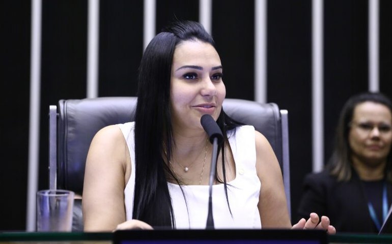 Comissão aprova projeto que agiliza busca de pessoa com deficiência desaparecida