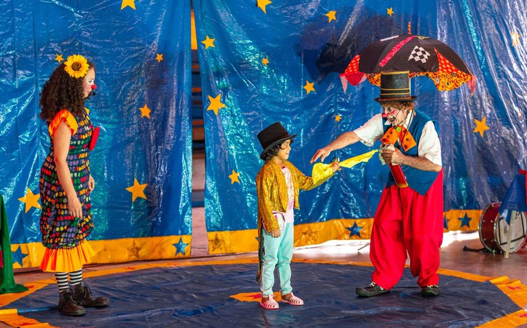 Arraiá da Escola de Circo: Prefeitura convida a população para um espetáculo especial com temática junina
